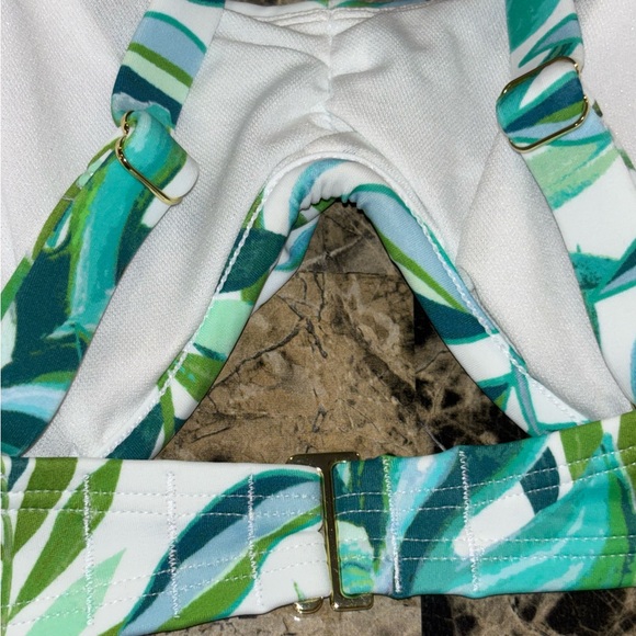 NWT Shade & Shore Green Multi Tropical Leaf Print Bikini Top Size 36D - Picture 3 of 6